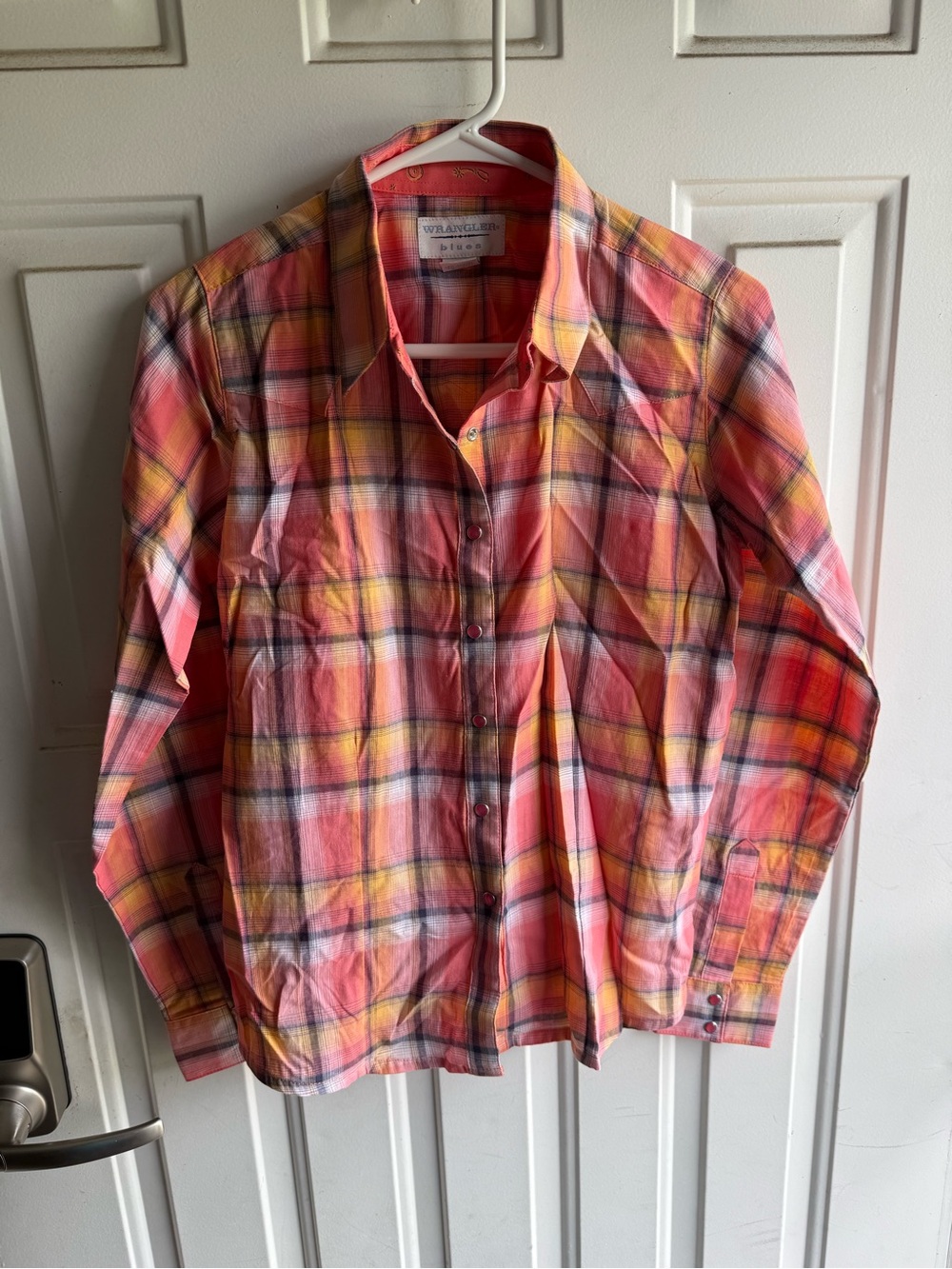 Wrangler women’s Coral Plaid Button-Up Shirt